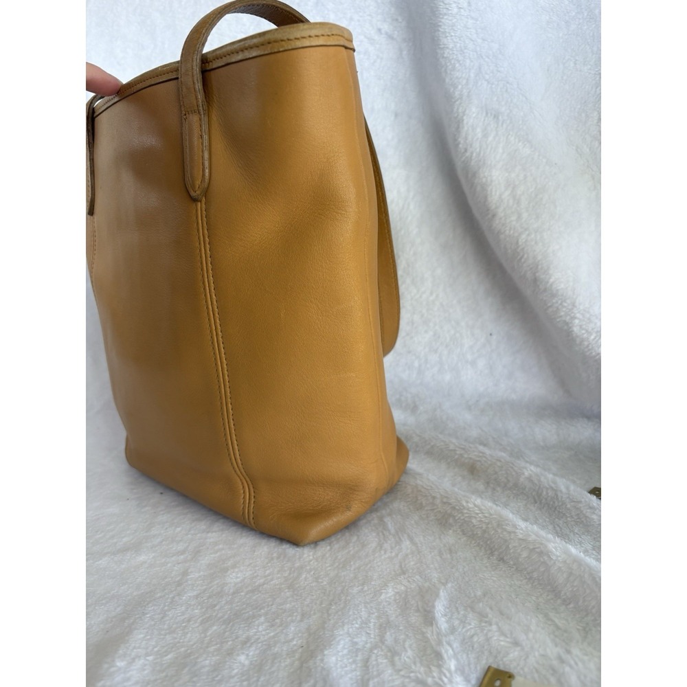 Vintage COACH Mini Lunch Tote Mustard Yellow Leather Bag 9077 90s Costa Rica - Picture 5 of 16